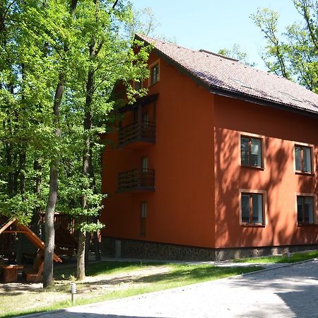 Praha Park Hotel Oezjhorod Buitenkant foto